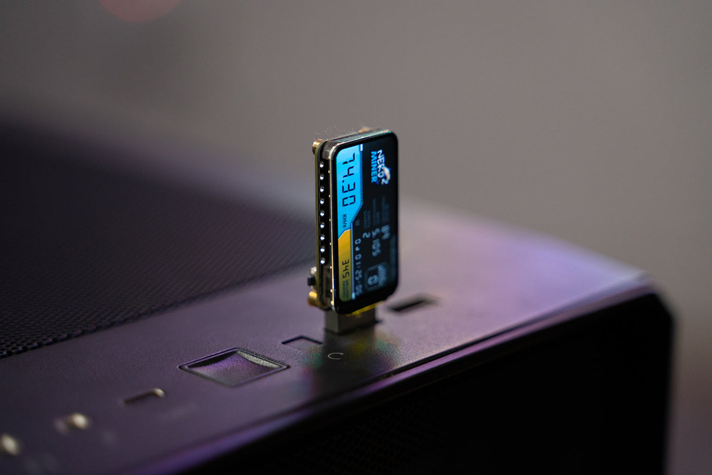 NerdMiner V2 – Micro Bitcoin Solo Miner with 78 KH/s hashrate and 1W power consumption